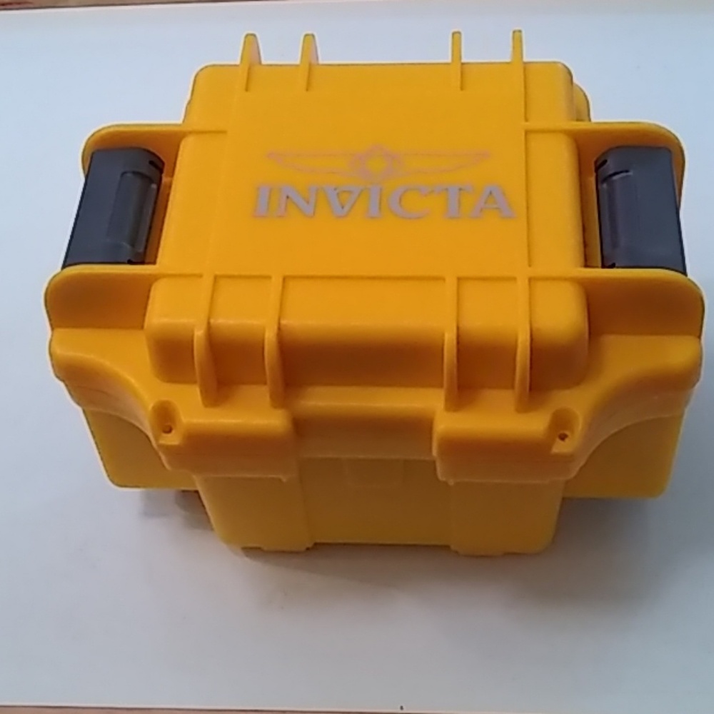 INVICTA single watch storage chest